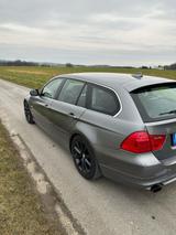 BMW 318i Touring Edition Exclusive Edition Exclusive - BMW 318 aus 2011: Kombi