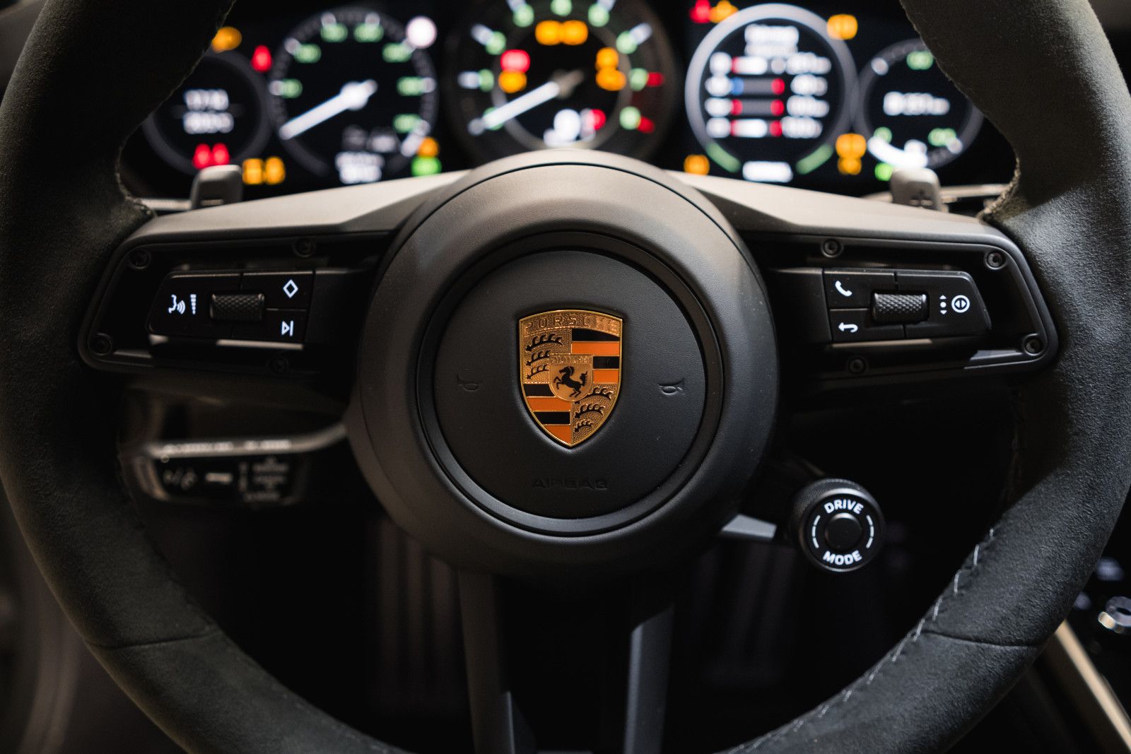 Fahrzeugabbildung Porsche 992/911 Turbo 50 Jahre Heritage-Nachtsicht-Inno
