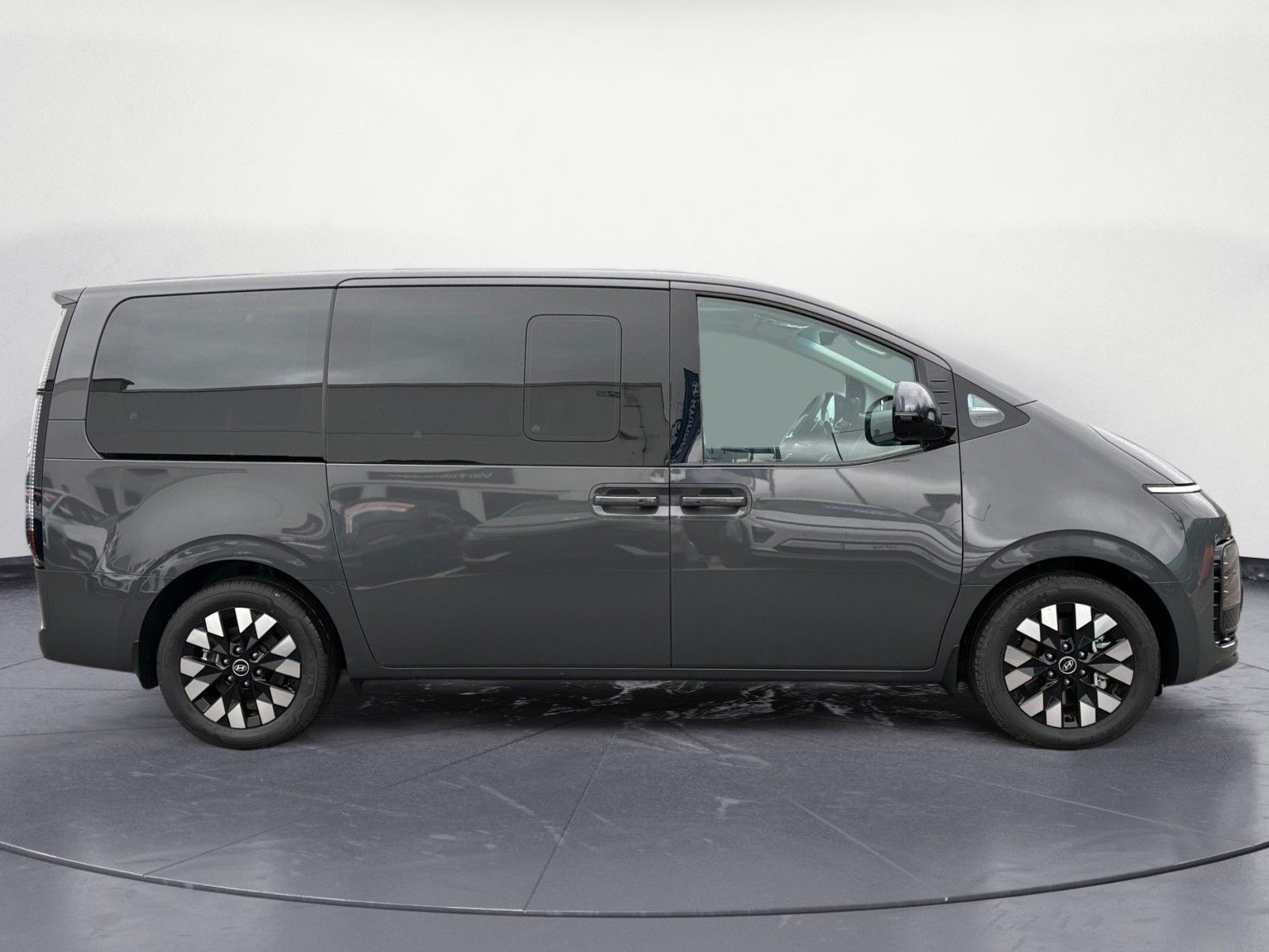 Hyundai Staria – Bild 6
