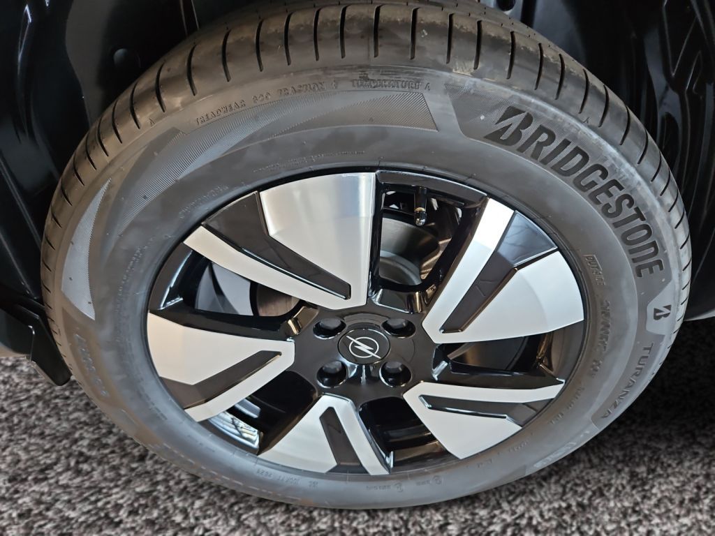 Fahrzeugabbildung Opel Frontera-e GS