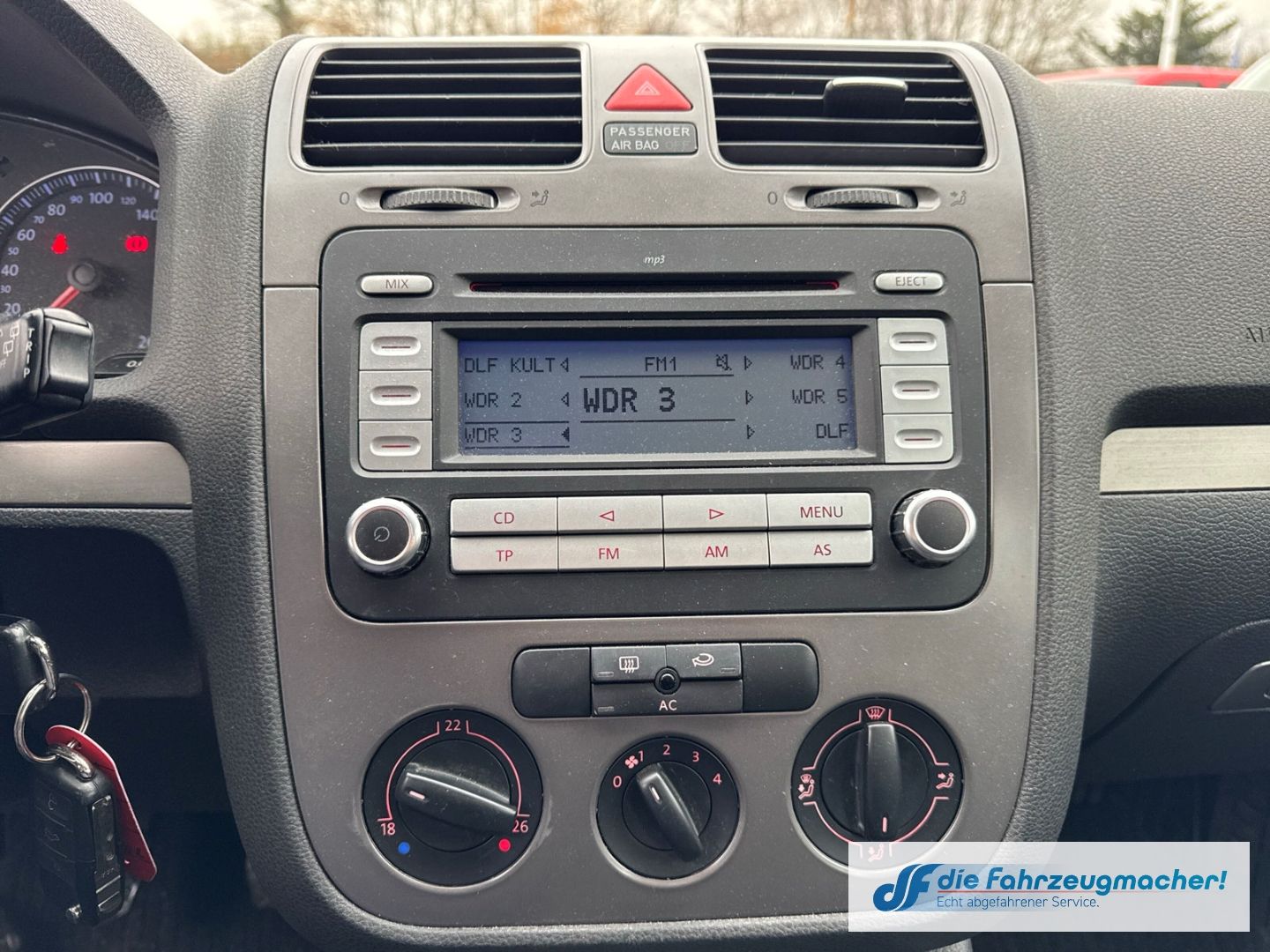 Fahrzeugabbildung Volkswagen Golf V Comfortline *GETRIEBESCHADEN* *EXPORT