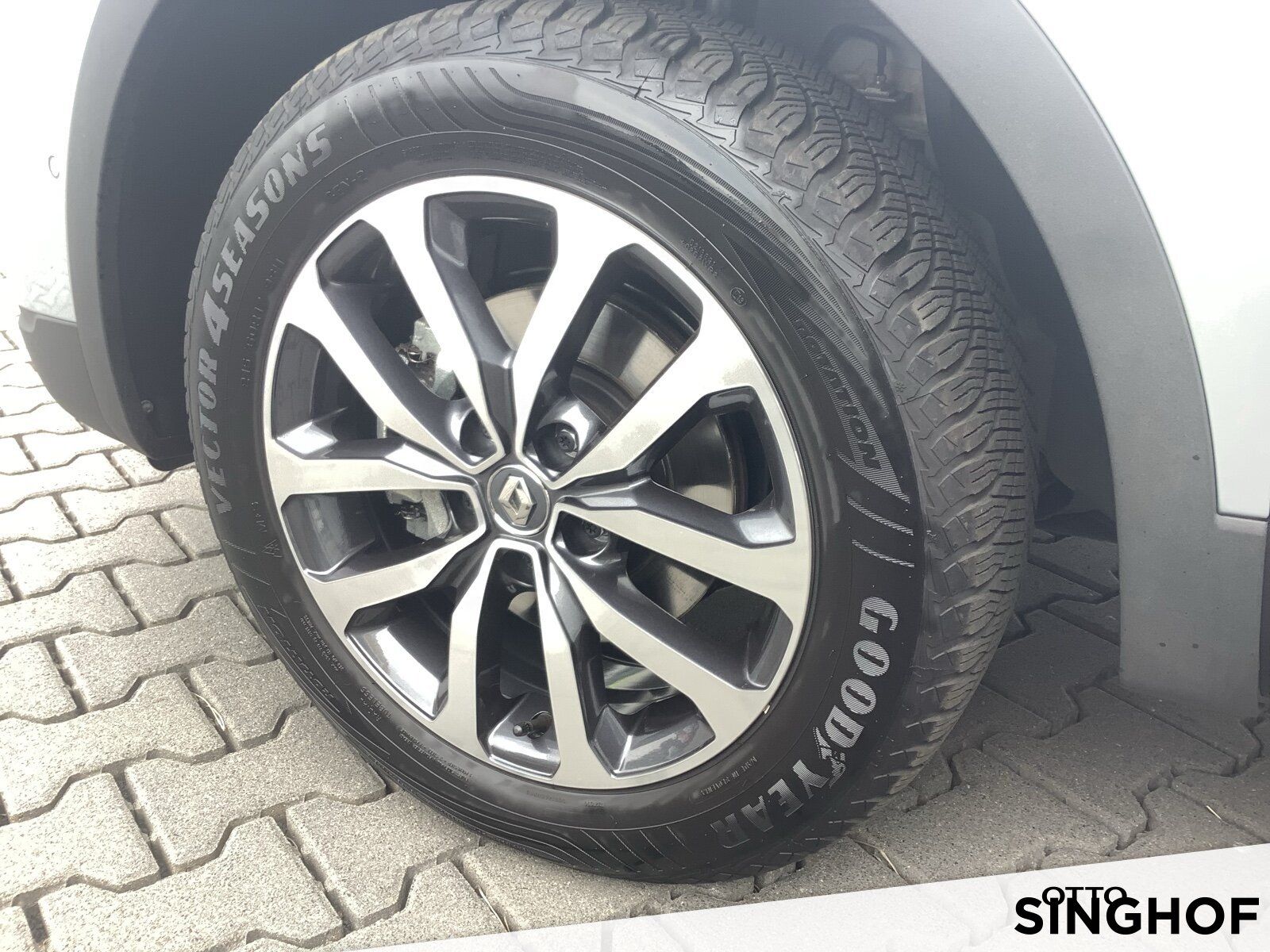 Fahrzeugabbildung Renault Kadjar 1.3 TCe 140 Zen GPF (EURO 6d)