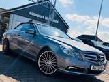 Mercedes-Benz E 250 Cabrio CGI BlueEfficiency *LEDER*NAVI* - Mercedes-Benz E 250 aus 2010