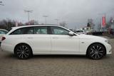 Mercedes-Benz E300 T de Avantgarde LED Navi Sitzheizung Kamera - Mercedes-Benz E 300 in Erfurt
