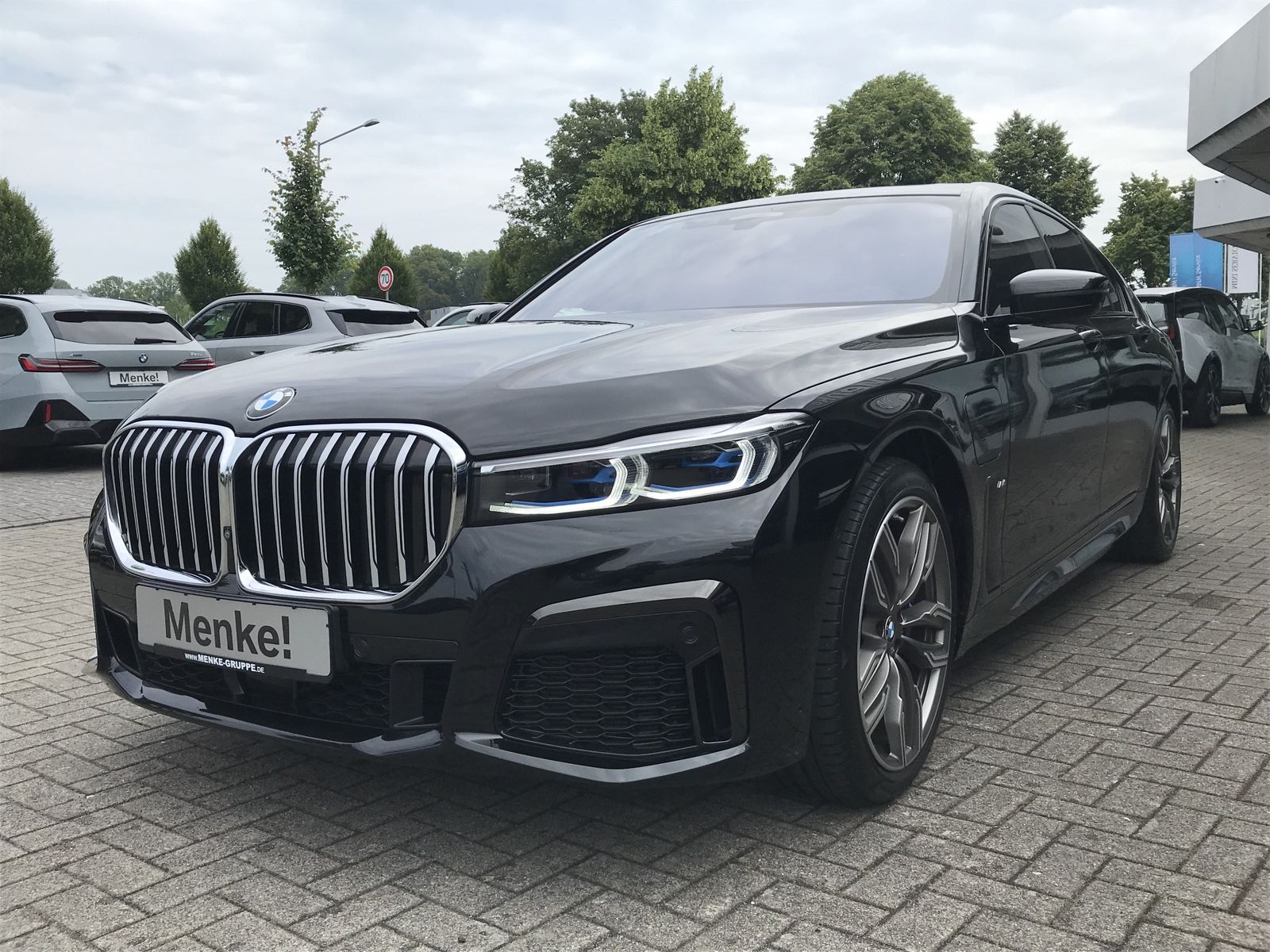BMW 745e M Sportpaket 3 X TV B&amp;W DAB S-Dach Leder