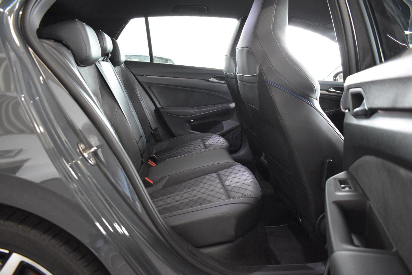 Volkswagen Golf VIII 1.5 eTSI R-Line APP LED Winterpaket, миниатюра 22