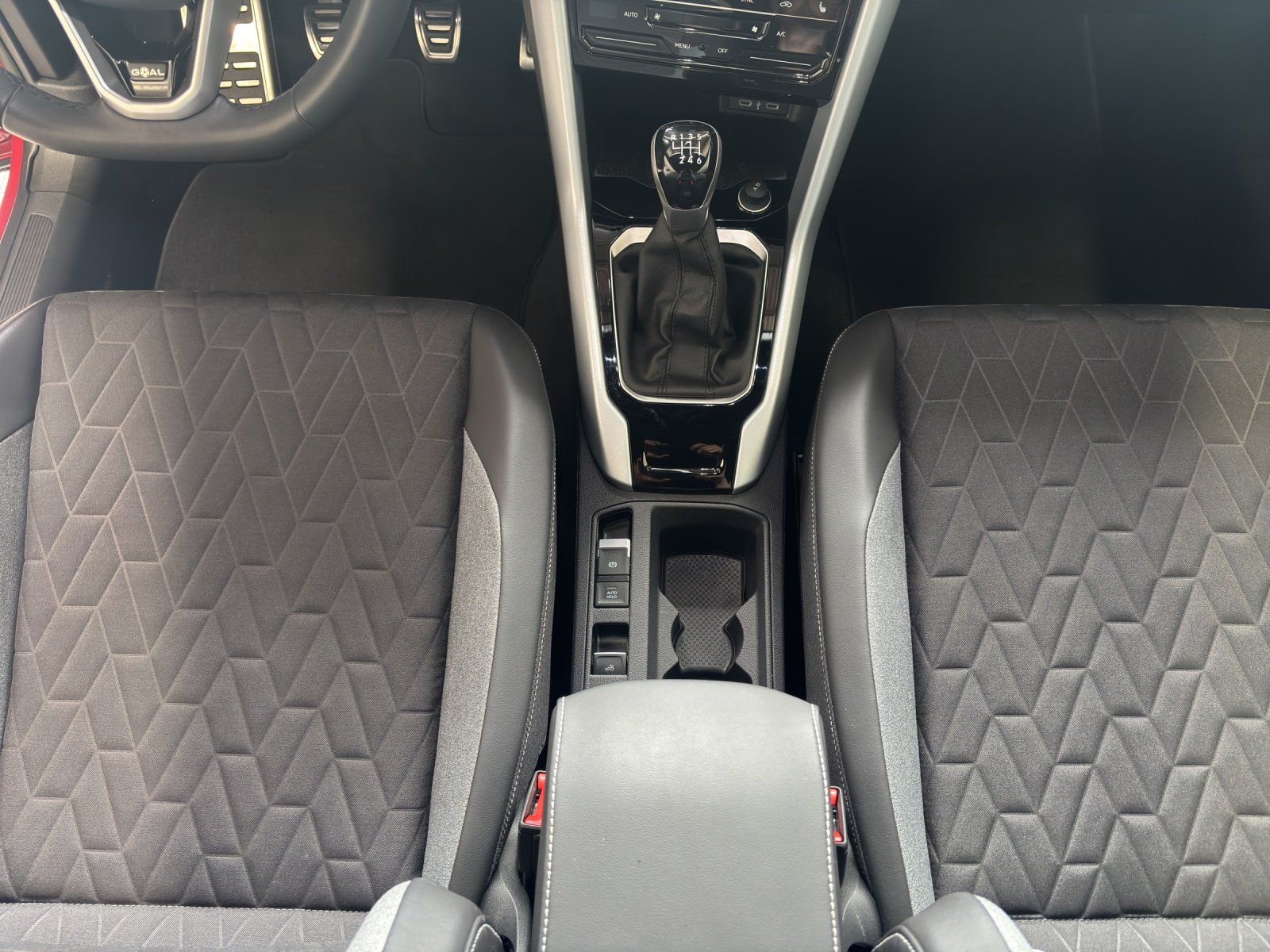 Volkswagen T-Roc - Bild 13