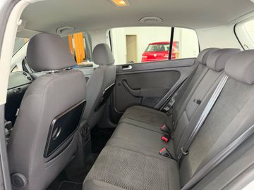 Volkswagen Golf - 7