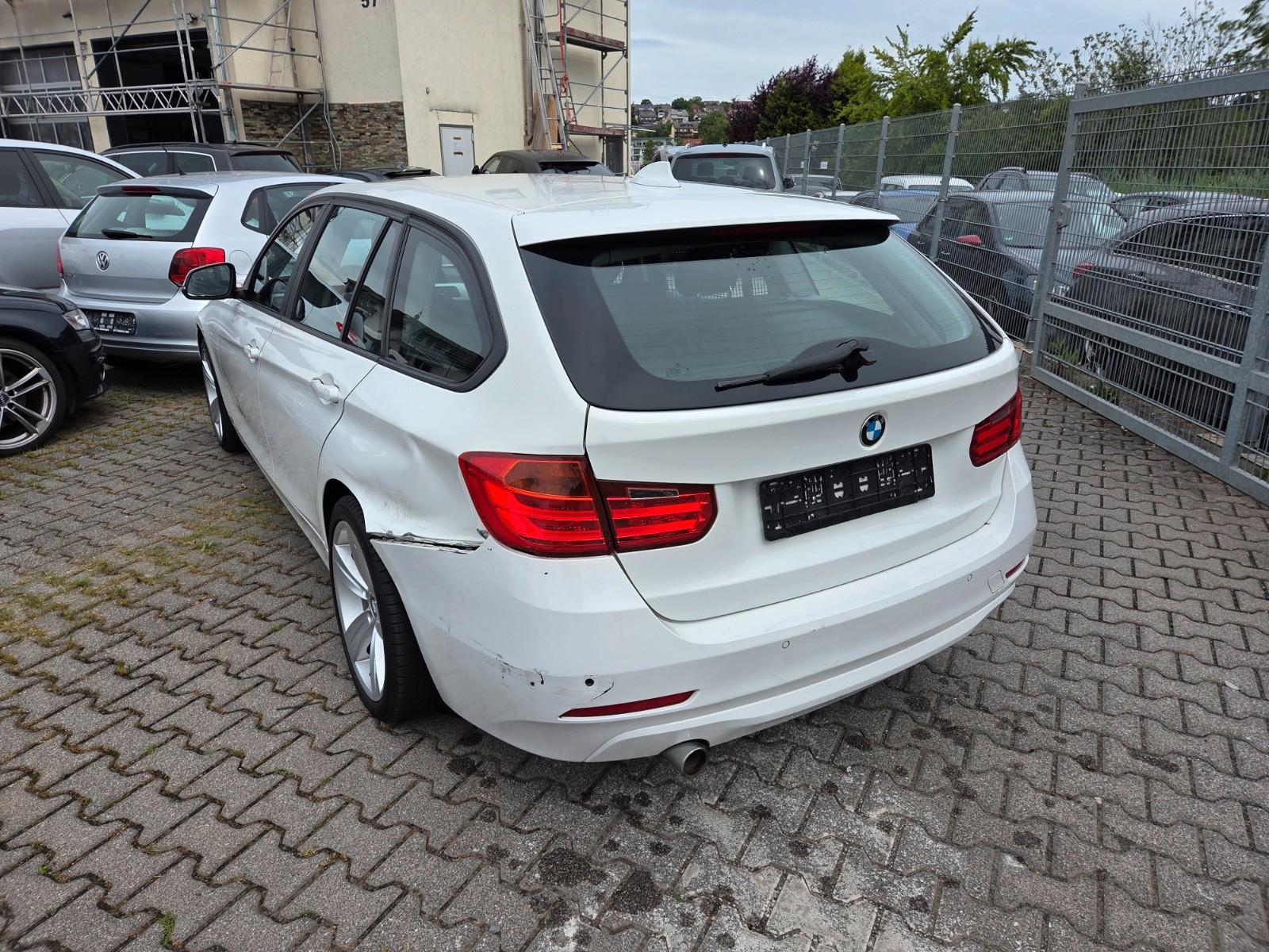 BMW 318 2014 — photo 8