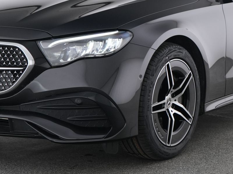 Fahrzeugabbildung Mercedes-Benz E 200 AMG Advanced*Towinkel*Night*Kamera*LED*19"