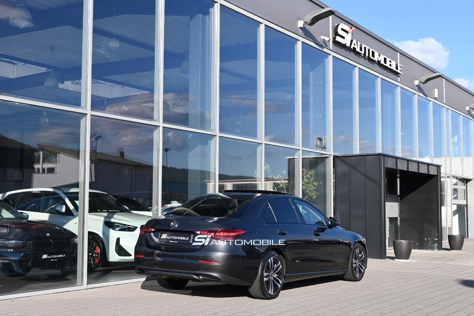Fahrzeugabbildung Mercedes-Benz C 220 d Avantg. °ACC°NIGHT°PANO°STANDHEIZ°SOUND°