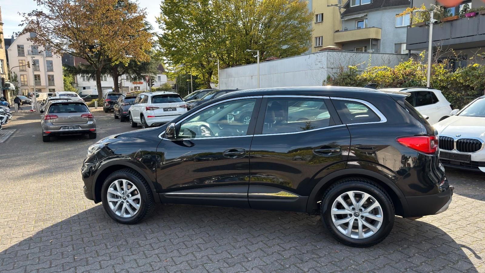 Renault Kadjar Limited *CAM*NAVI*STZH*LANE*TEILLEDER*