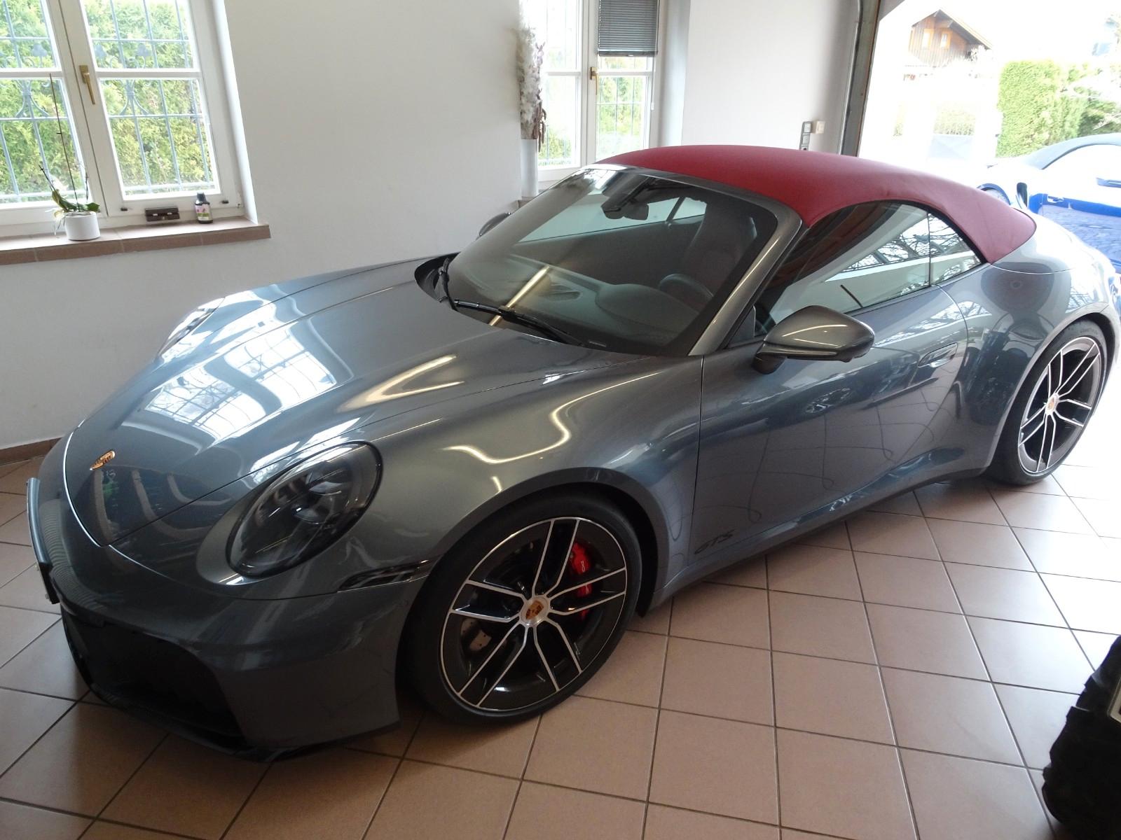 Porsche 992.2 C4 GTS Cabrio- Facelift/541 PS/ 8.000 km !