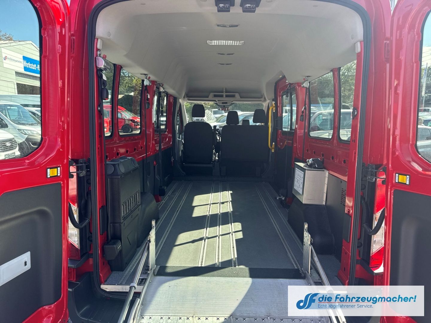 Fahrzeugabbildung Ford Transit Kombi 350 L3 Trend Temp Klima *2076
