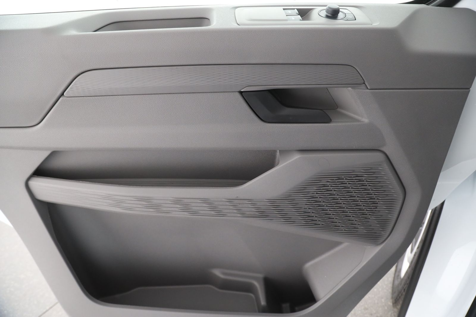 Volkswagen T7 Transporter - Bild 16