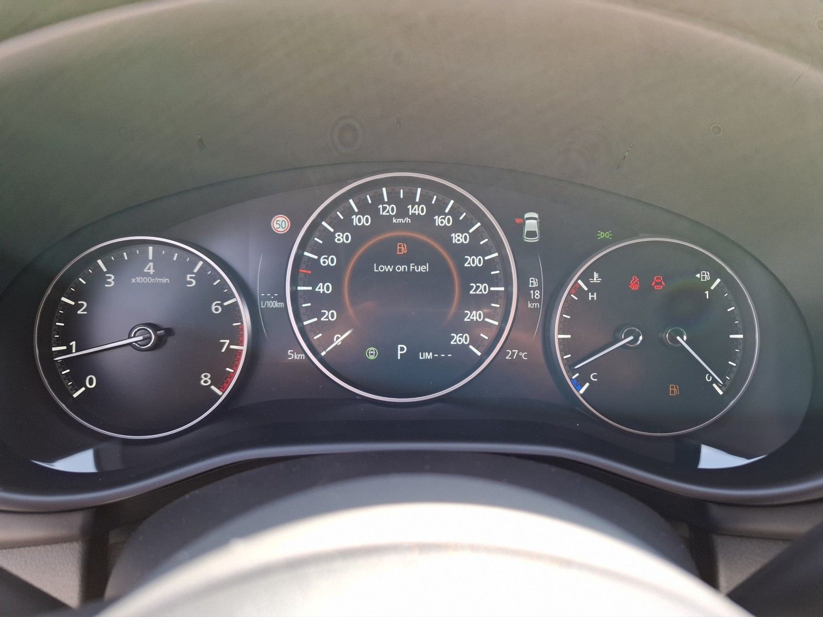 MAZDA 3 2.5 e-SKYACTIV G 140PS 6AT Homura - Image 11