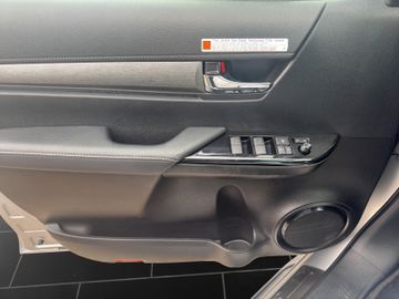 Toyota Hilux - 12
