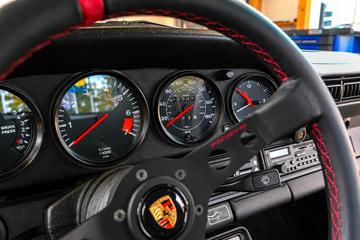 1984 Porsche 911 URMODELL photo 10