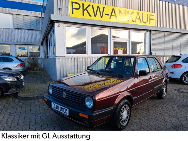 Volkswagen Golf 1.3 GL 4 Türig Velourssitze nur 144000 KM