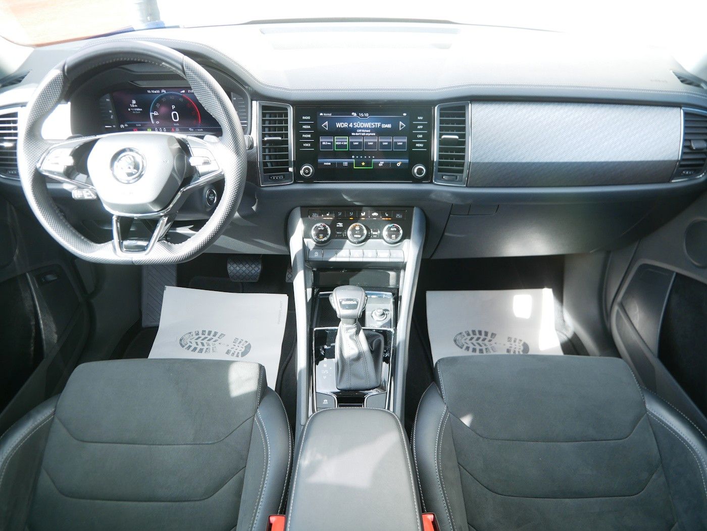Fahrzeugabbildung SKODA Kodiaq 2.0 TDI STYLE DSG Kamera MATRIX SHZ+LHZ