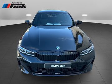 BMW 330e xDrive Limousine M Sportpaket HiFi DAB LED