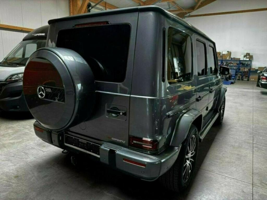 Mercedes-Benz G 500