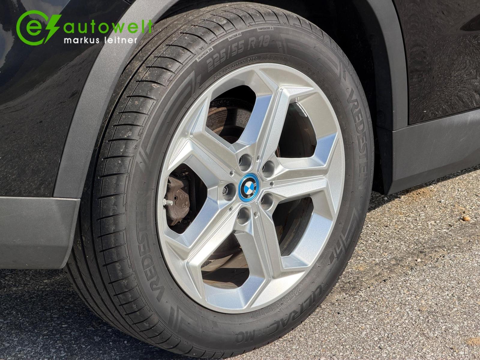 BMW iX1 xDrive30 67kWh AHK adapt. LED Komfortzugang, миниатюра 21