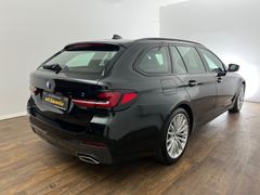 BMW 520d TOURING xDrive M PAKET /89tKM / 2023/ 1.H BMW 520d TOURING xDrive M PAKET /89tKM / 2023/ 1.H
