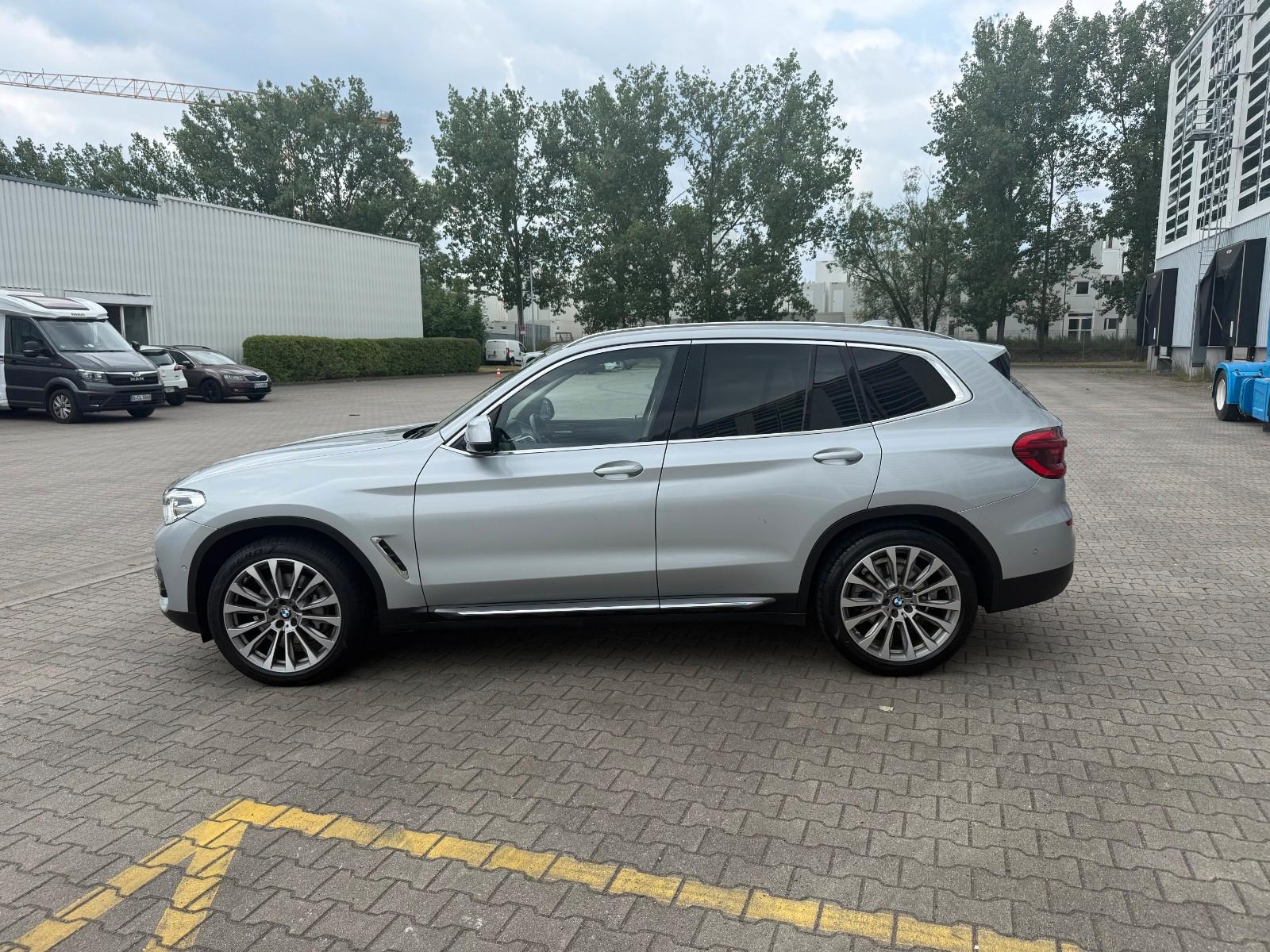 BMW X3 xDrive 30i Luxury Line Key-Less-Go Pano Leder, миниатюра 2