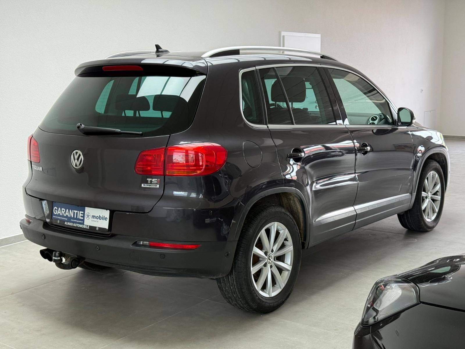 Volkswagen Tiguan Lounge Sport & Style BMT / AHK / KAMERA