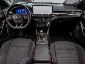 Ford Focus Turnier 1.0 ST-Line X Fahrerassistenzpaket