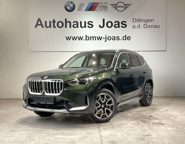 BMW X1 sDrive20i AHK, Head-Up Display, Panorama Glas