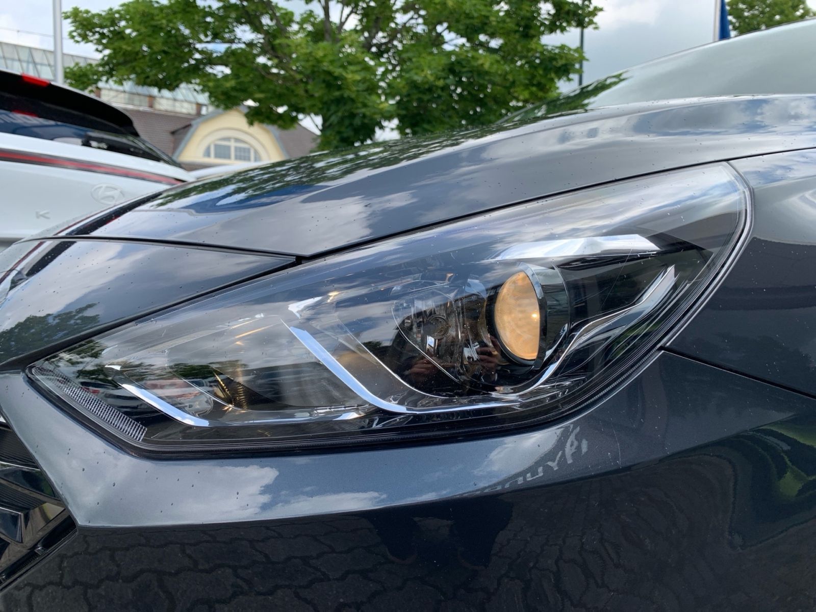 Fahrzeugabbildung Hyundai i30 1.0 T-GDI Edition 30 1Hd Allwetter