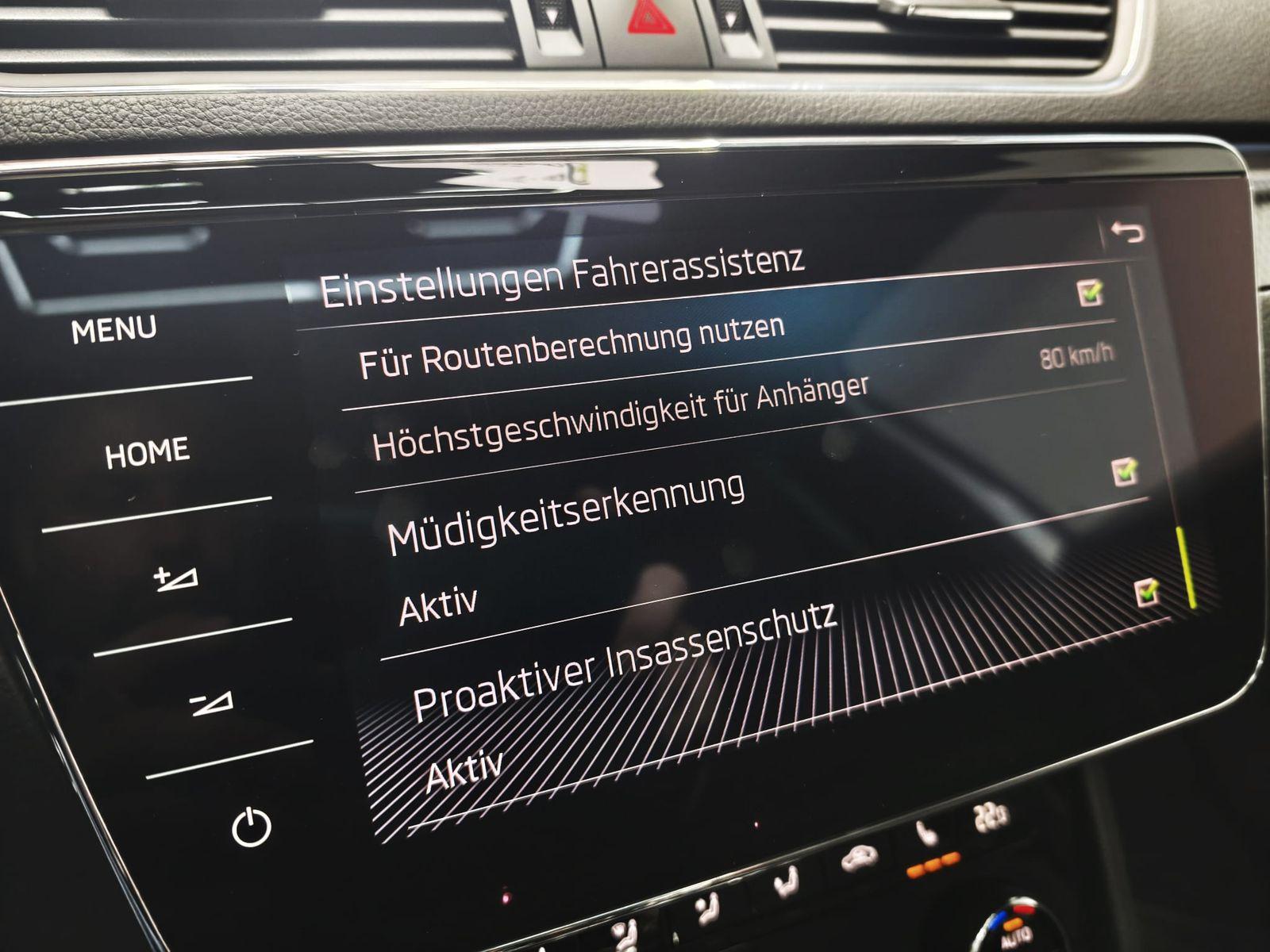 Skoda Superb Combi 2.0 TSI SportLine 4x4*Canton*Std...
