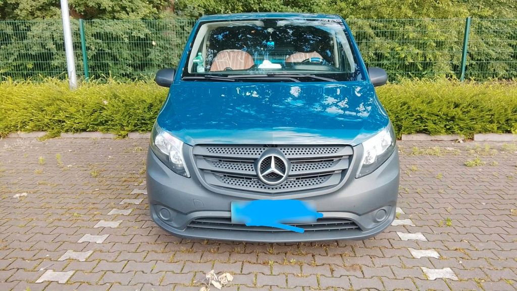 Image of Mercedes-Benz Vito