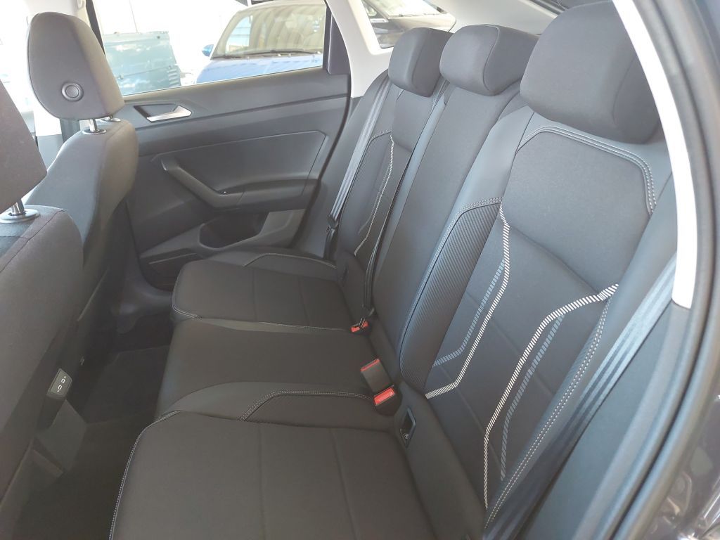 Fahrzeugabbildung Volkswagen Taigo 1.0 TSI DSG Style ACC Navi