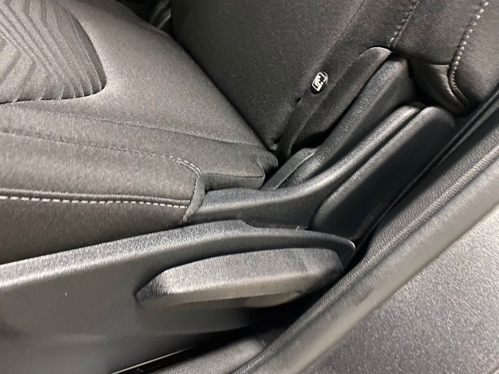 Fahrzeugabbildung Ford S-Max 2.0 TDCI EcoBlue Edition+NAVI+AHK+KAMERA++
