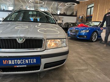 Skoda Octavia Combi Tour *TÜV 082026*