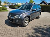Suzuki Grand Vitara 1.9 DDIS EURO 5 - gebrauchte Suzuki Grand Vitara aus dem Jahr 2011