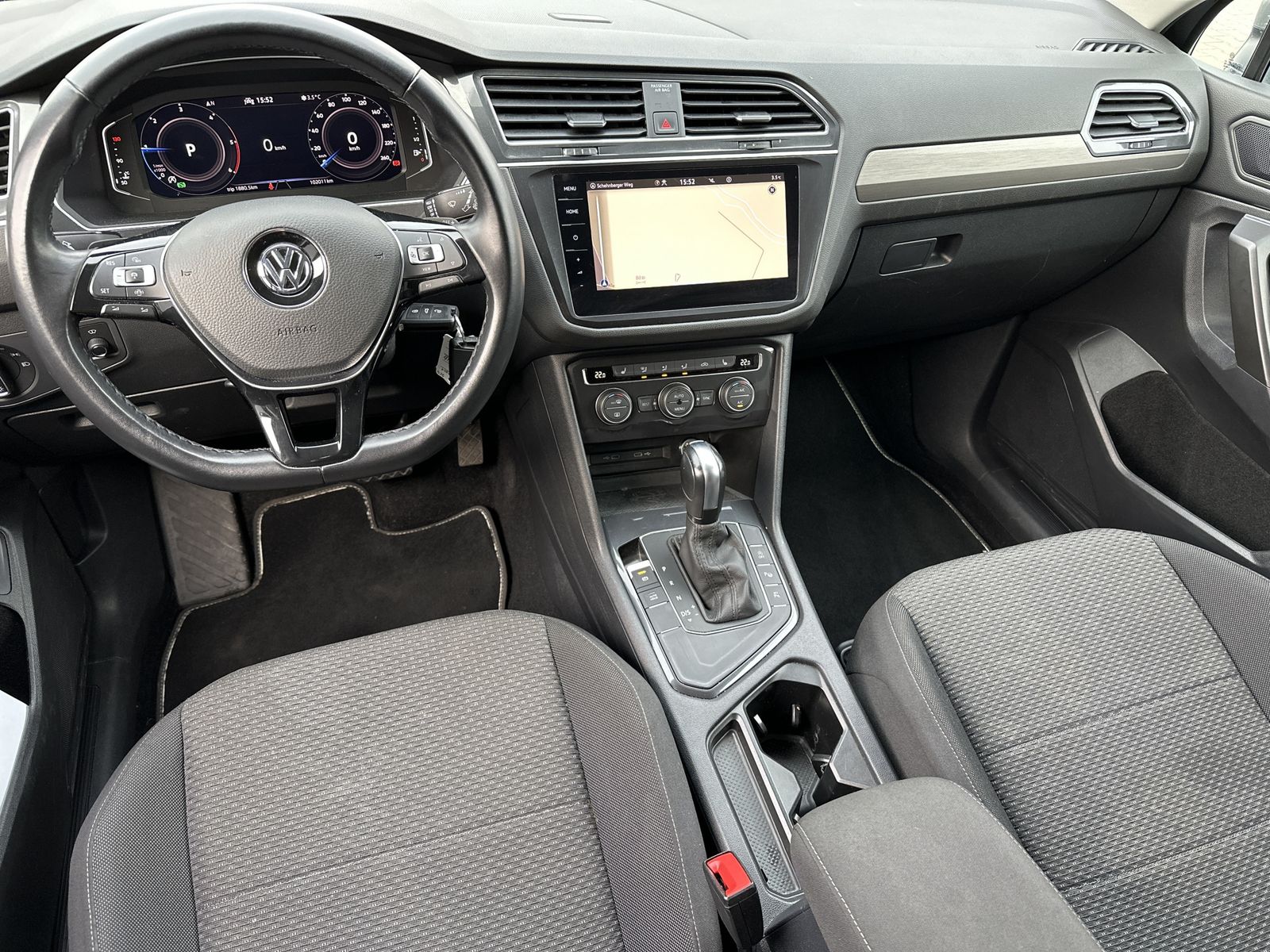 Fahrzeugabbildung Volkswagen Tiguan Allspace 2.0 TDI DSG CL NAV+LED+ACC+KAM