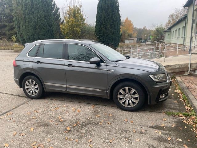 Volkswagen VW Tiguan 2.0 TDI R-Line Diesel 190 PS