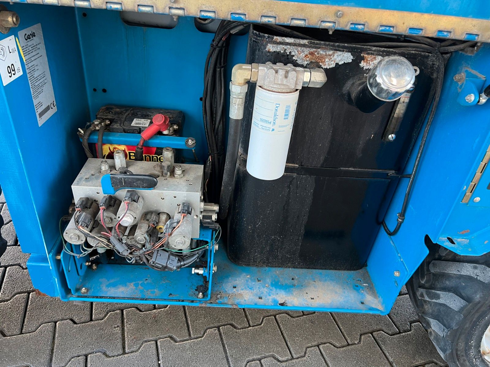 Fahrzeugabbildung Genie GS 3268 / 2.386h / Arbeitshöhe: 12m