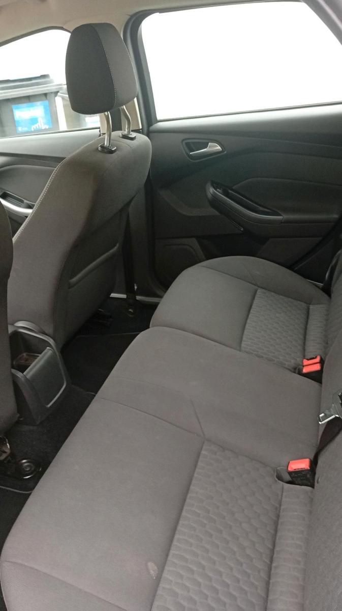 Ford Focus 2013 — photo 6