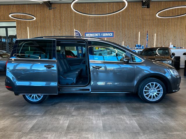 Volkswagen Sharan*7-Sitzer*3-ZONEN*SZHZ*NAVI*TEMPO*AHK*PDC
