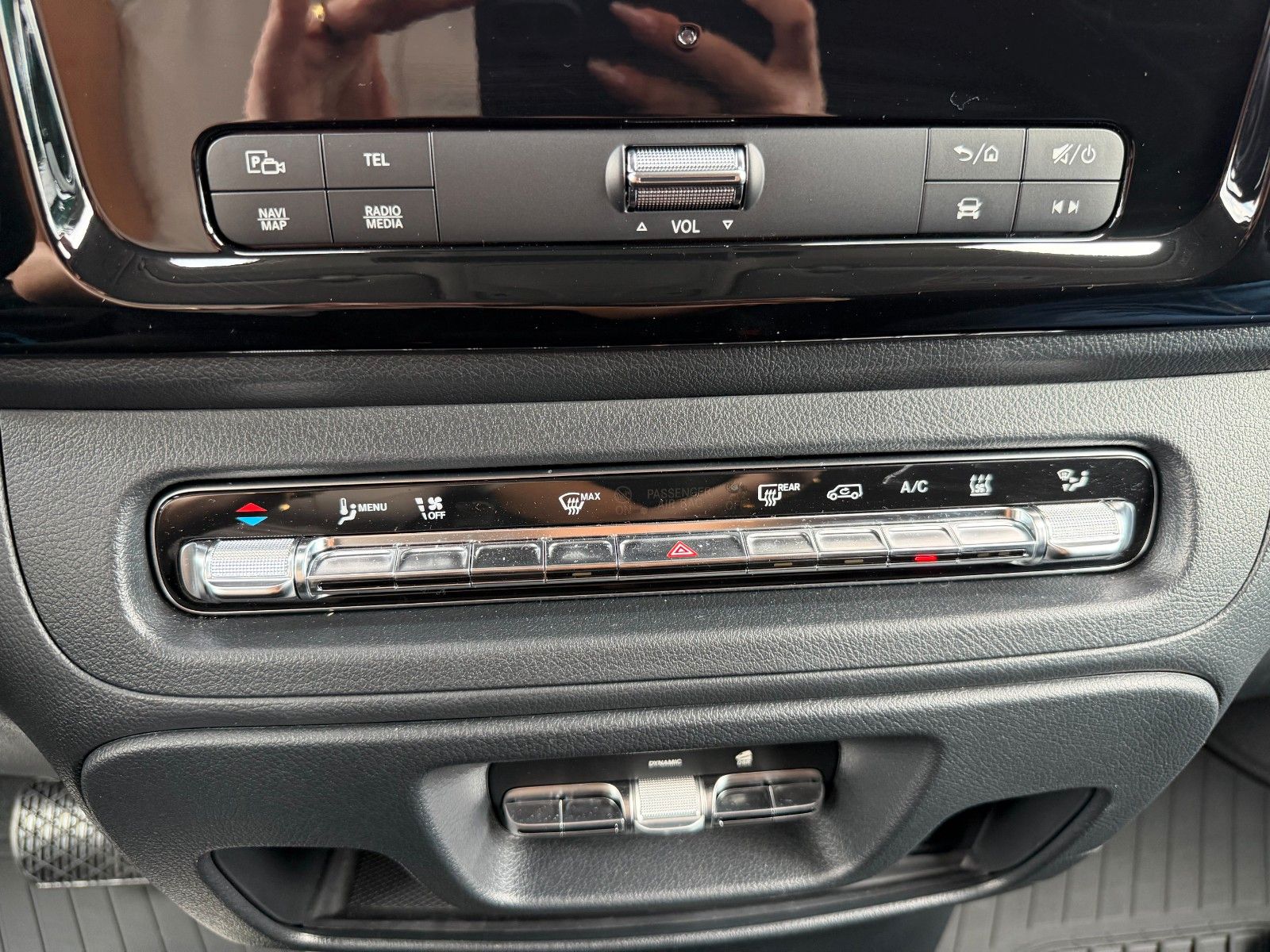 Fahrzeugabbildung Mercedes-Benz Vito 119 CDI Tourer 4x4 2xKlima AHK2,5to Stdheiz