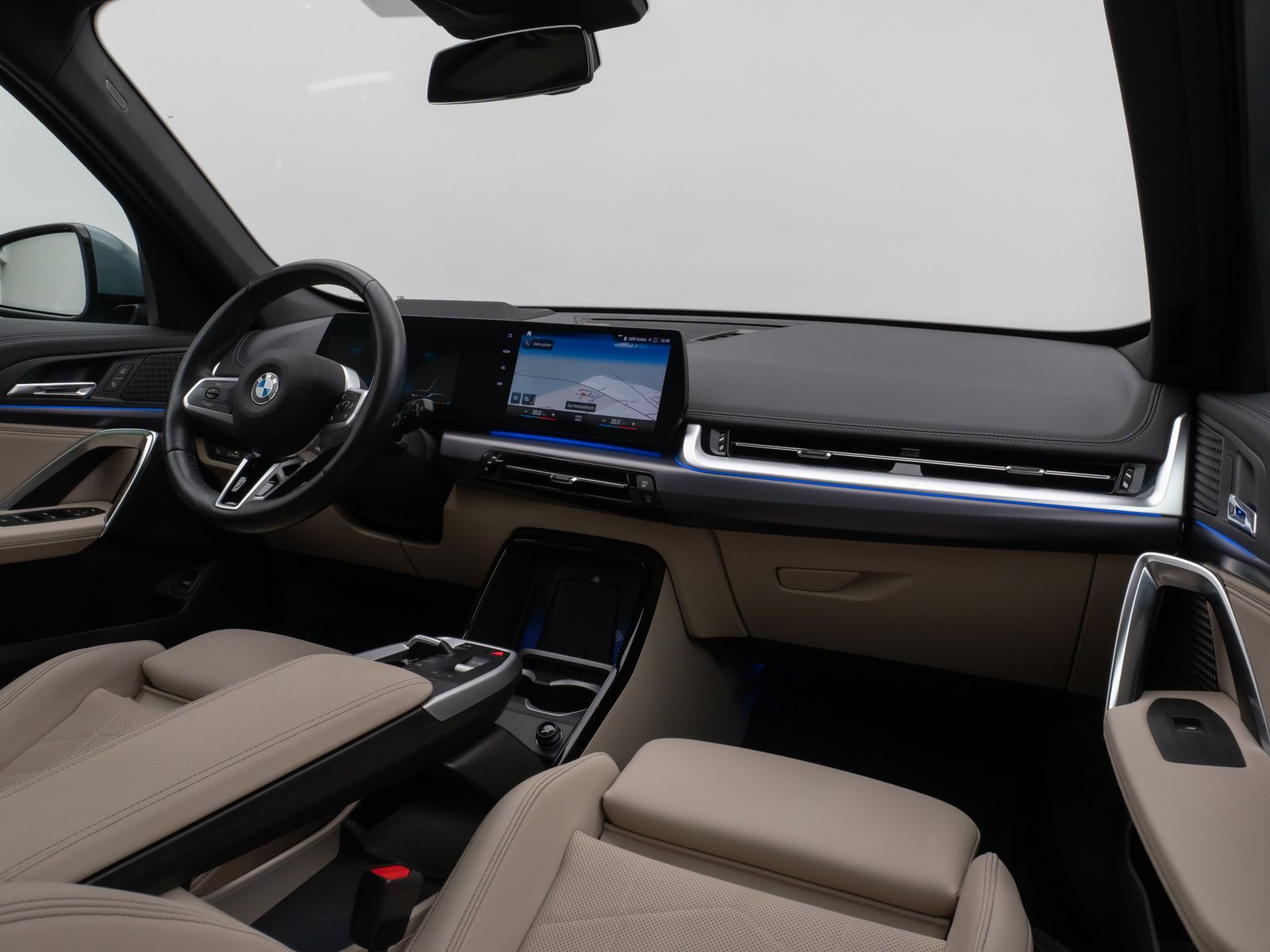 Fahrzeugabbildung BMW X1 xD23d M Sport Panorama 360°HUD DAB AHK 19Zoll