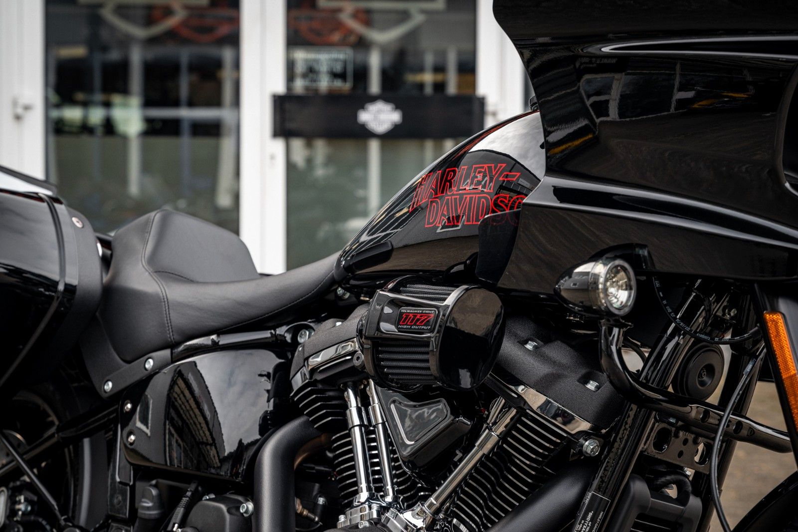 Fahrzeugabbildung Harley-Davidson FXLRST LOW RIDER ST 117 MY25 - SOFORT VERFÜGBAR