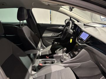 Fotografie 6 des Opel Astra 1.5 D Start/Stop Sports Tourer Elegance