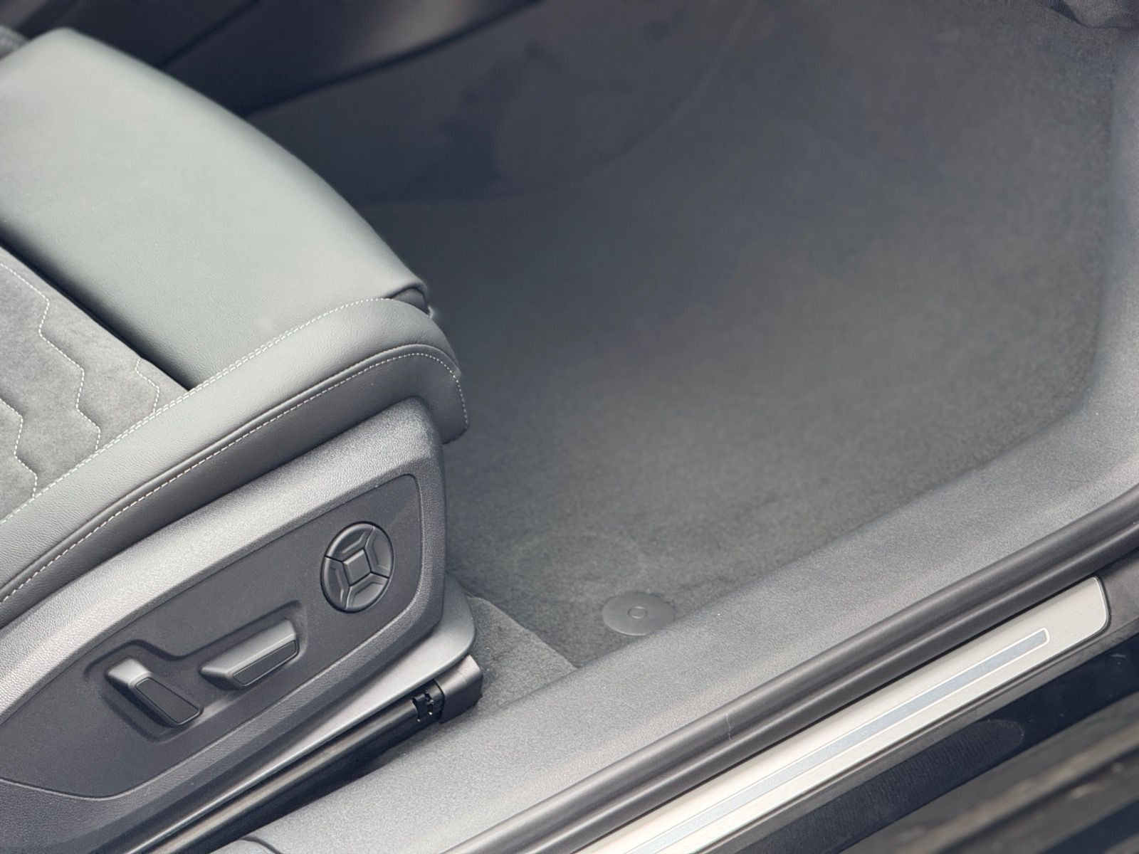 Audi A6 e-tron - Bild 16
