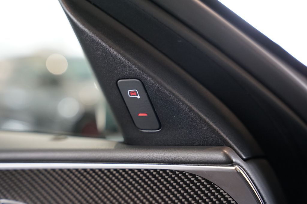 AUDI RS6 performance | Pano | HuD | Matrix | 280km/h AUDI RS6 performance | Pano | HuD | Matrix | 280km/h